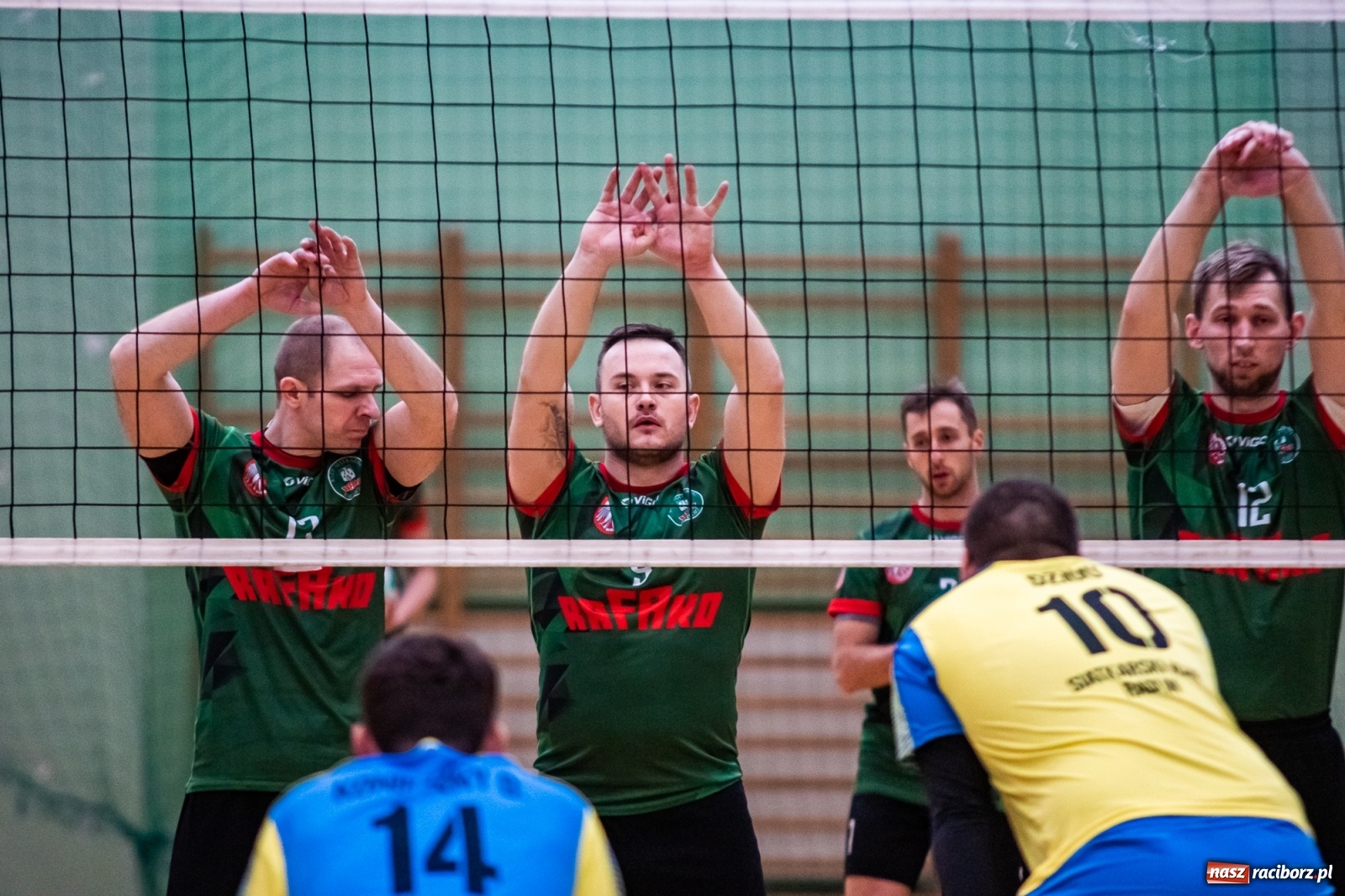 Zdjęcie w galerii na portalu naszraciborz.pl: Siatkarze Rafako bez życia. Porażka z Górnikiem Radlin [FOTO] wiadomości z regionu