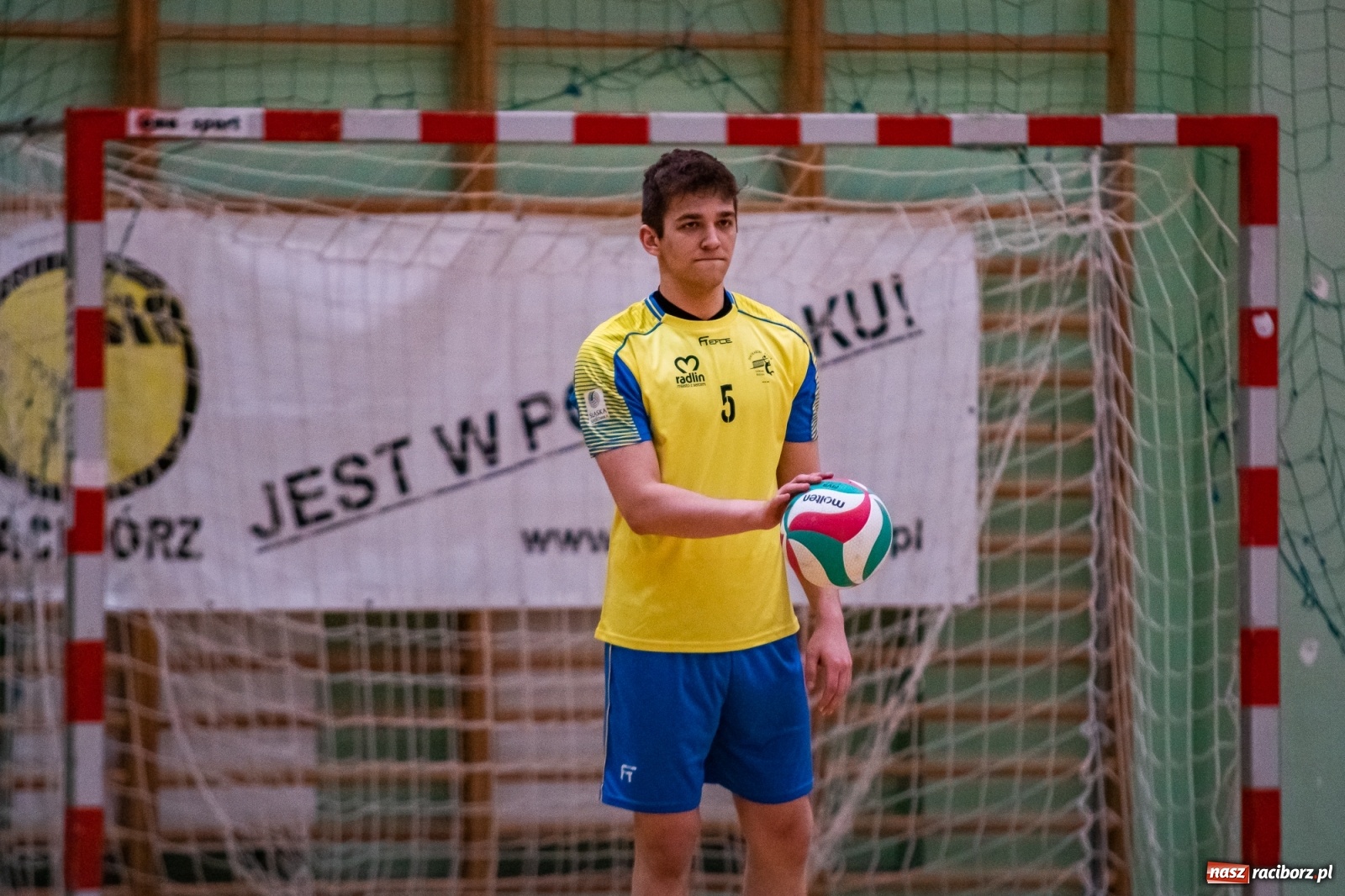 Zdjęcie w galerii na portalu naszraciborz.pl: Siatkarze Rafako bez życia. Porażka z Górnikiem Radlin [FOTO] wiadomości z regionu
