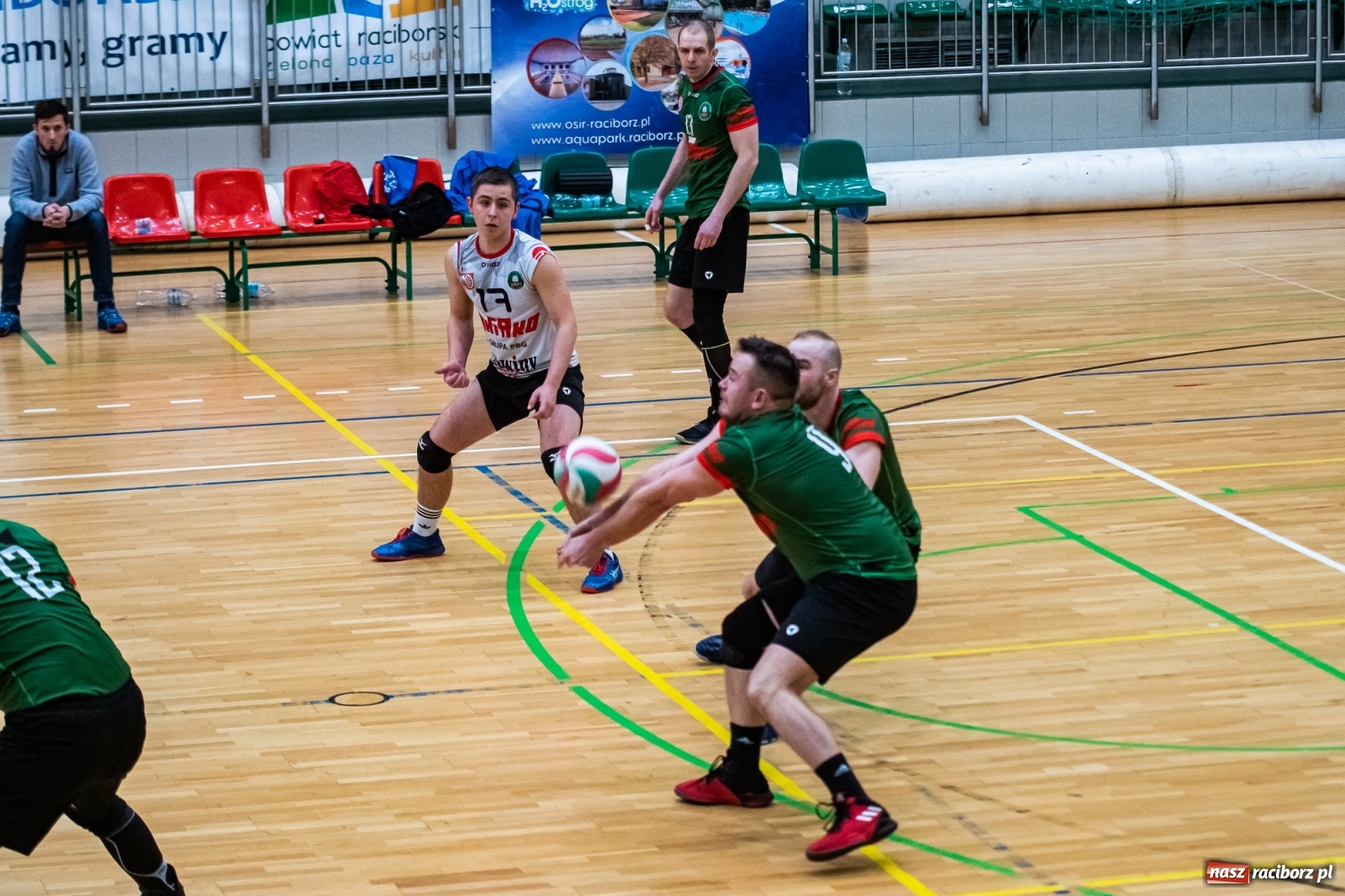 Zdjęcie w galerii na portalu naszraciborz.pl: Siatkarze Rafako bez życia. Porażka z Górnikiem Radlin [FOTO] wiadomości z regionu
