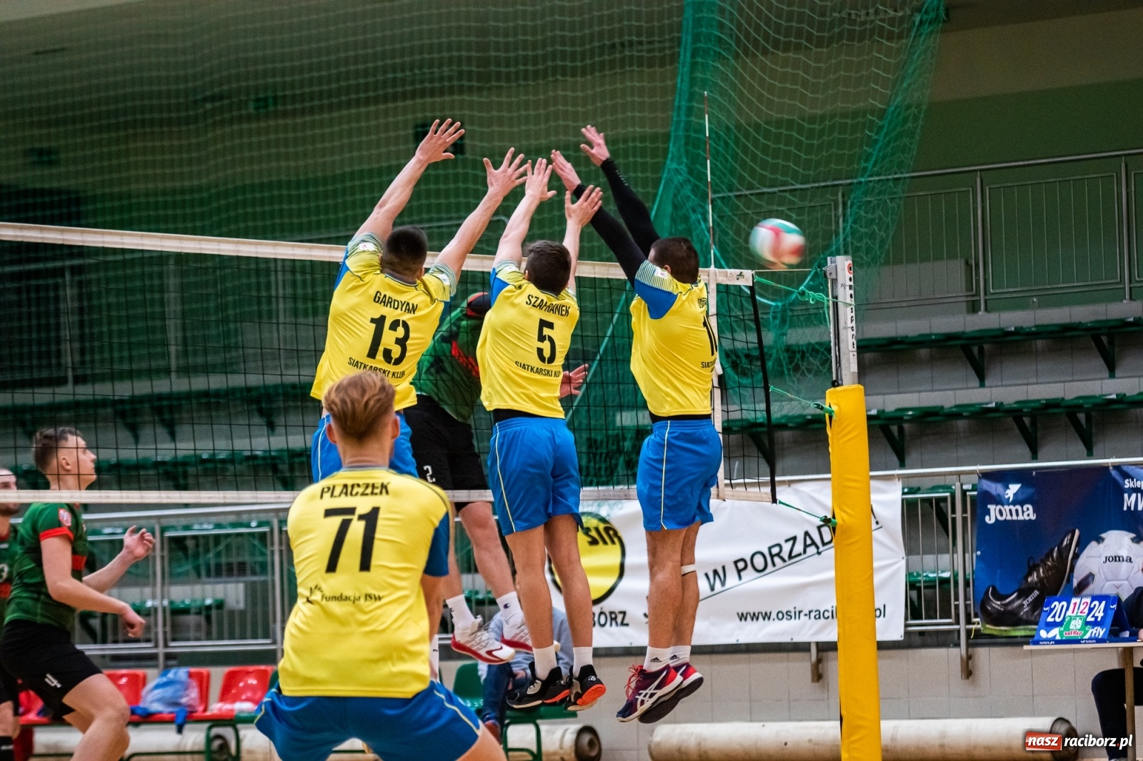 Zdjęcie w galerii na portalu naszraciborz.pl: Siatkarze Rafako bez życia. Porażka z Górnikiem Radlin [FOTO] wiadomości z regionu