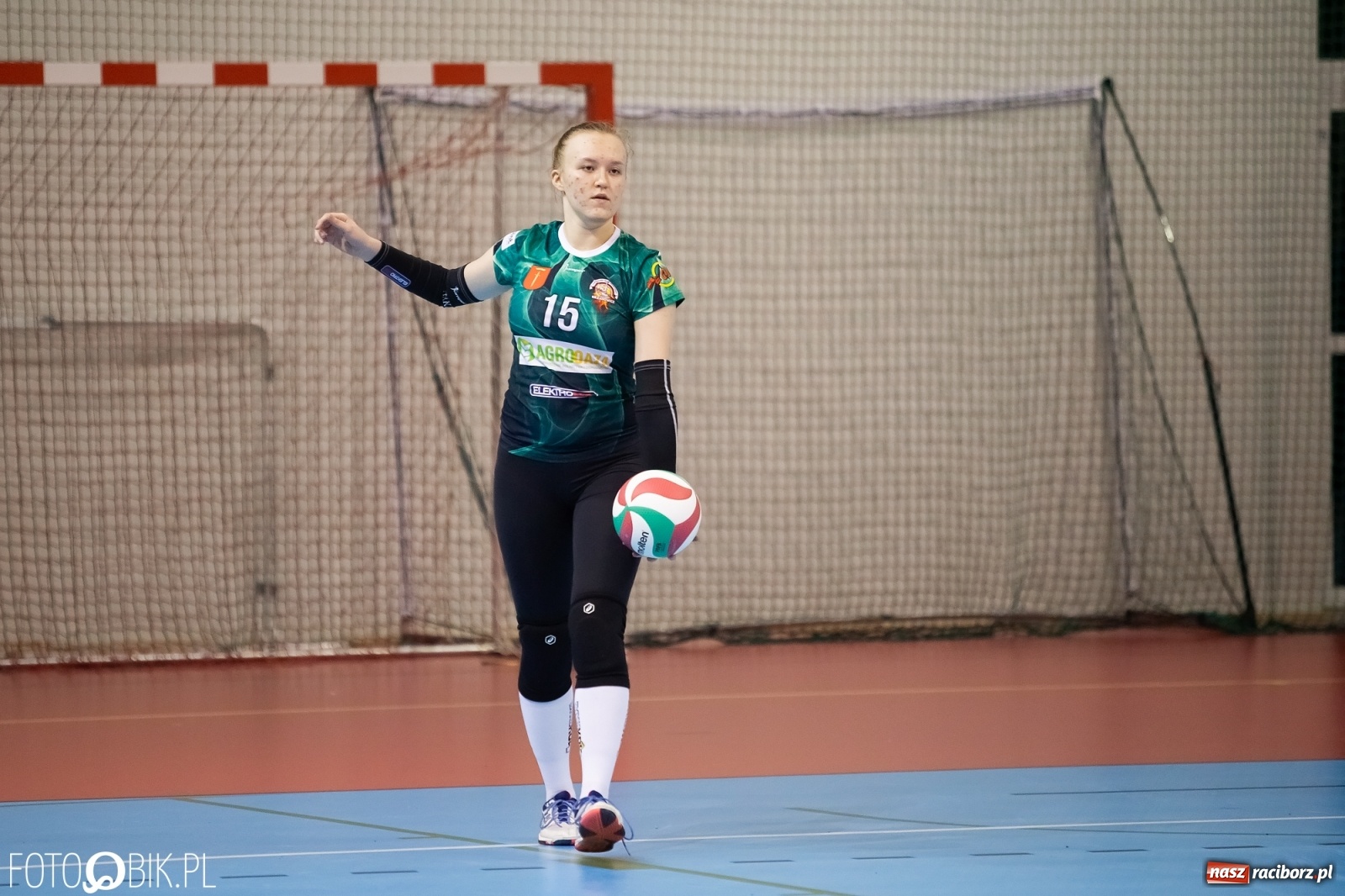 Zdjęcie w galerii na portalu naszraciborz.pl: Ważne trzy punkty siatkarek Krzanowic w starciu z Jastrzębiem [FOTO] wiadomości z regionu