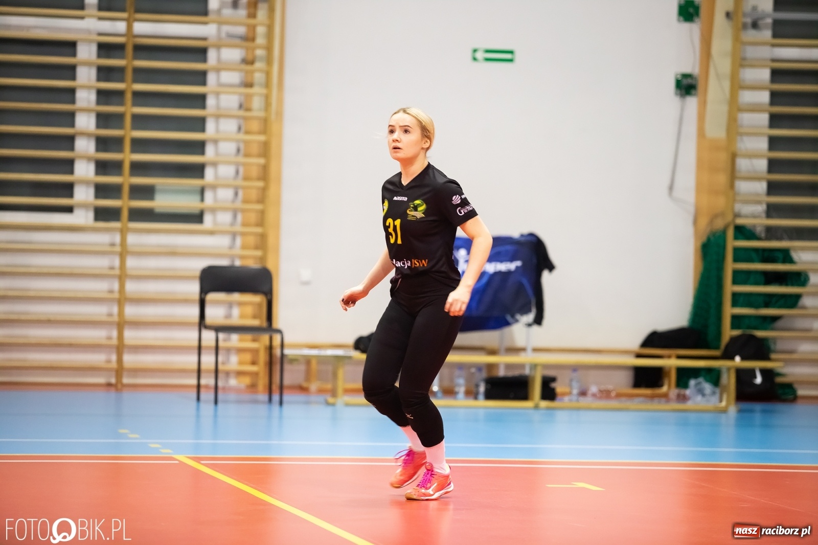 Zdjęcie w galerii na portalu naszraciborz.pl: Ważne trzy punkty siatkarek Krzanowic w starciu z Jastrzębiem [FOTO] wiadomości z regionu