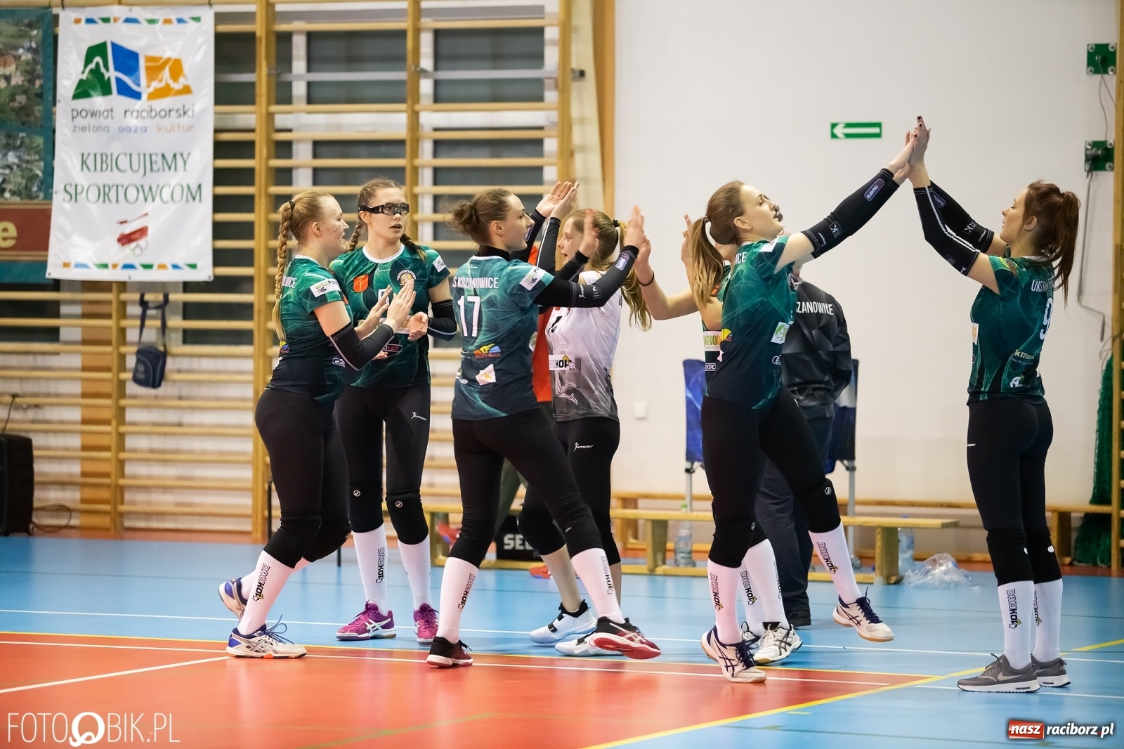Zdjęcie w galerii na portalu naszraciborz.pl: Ważne trzy punkty siatkarek Krzanowic w starciu z Jastrzębiem [FOTO] wiadomości z regionu