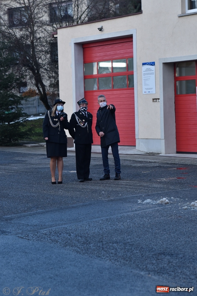 Zdjęcie w galerii na portalu naszraciborz.pl: Bojanów oficjalnie przywitał nowy wóz strażacki [WIDEO] wiadomości z regionu