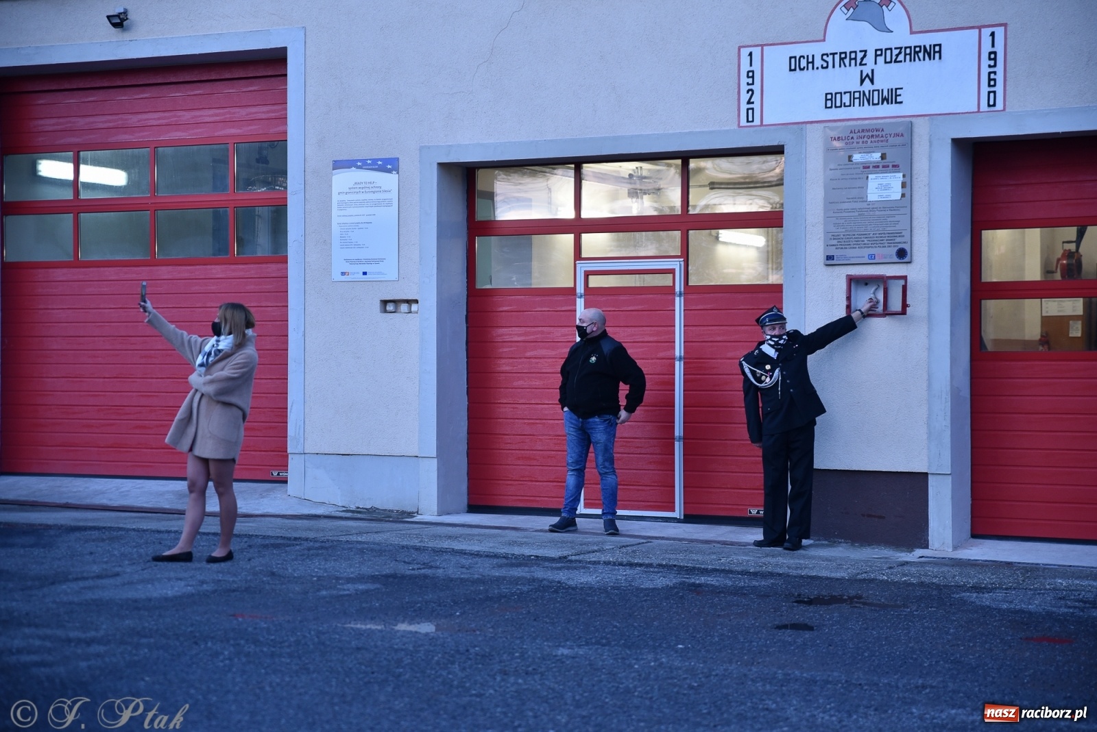 Zdjęcie w galerii na portalu naszraciborz.pl: Bojanów oficjalnie przywitał nowy wóz strażacki [WIDEO] wiadomości z regionu