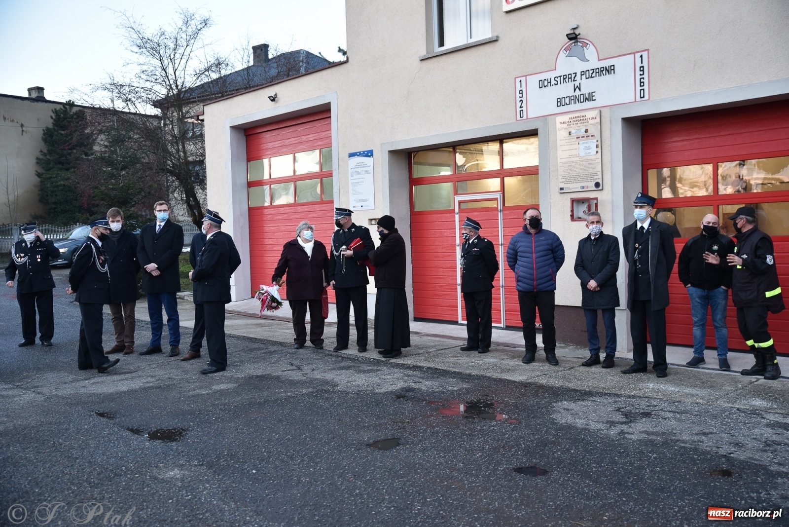 Zdjęcie w galerii na portalu naszraciborz.pl: Bojanów oficjalnie przywitał nowy wóz strażacki [WIDEO] wiadomości z regionu