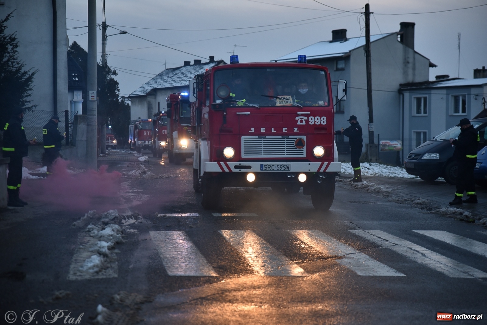 Zdjęcie w galerii na portalu naszraciborz.pl: Bojanów oficjalnie przywitał nowy wóz strażacki [WIDEO] wiadomości z regionu