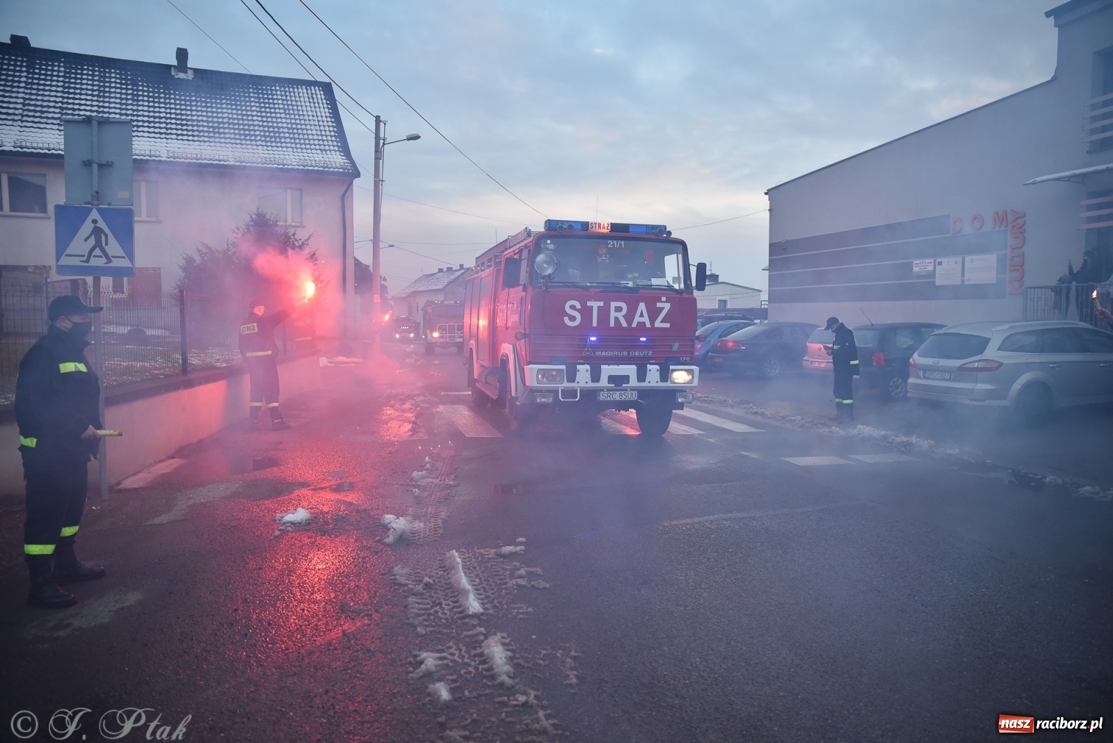 Zdjęcie w galerii na portalu naszraciborz.pl: Bojanów oficjalnie przywitał nowy wóz strażacki [WIDEO] wiadomości z regionu
