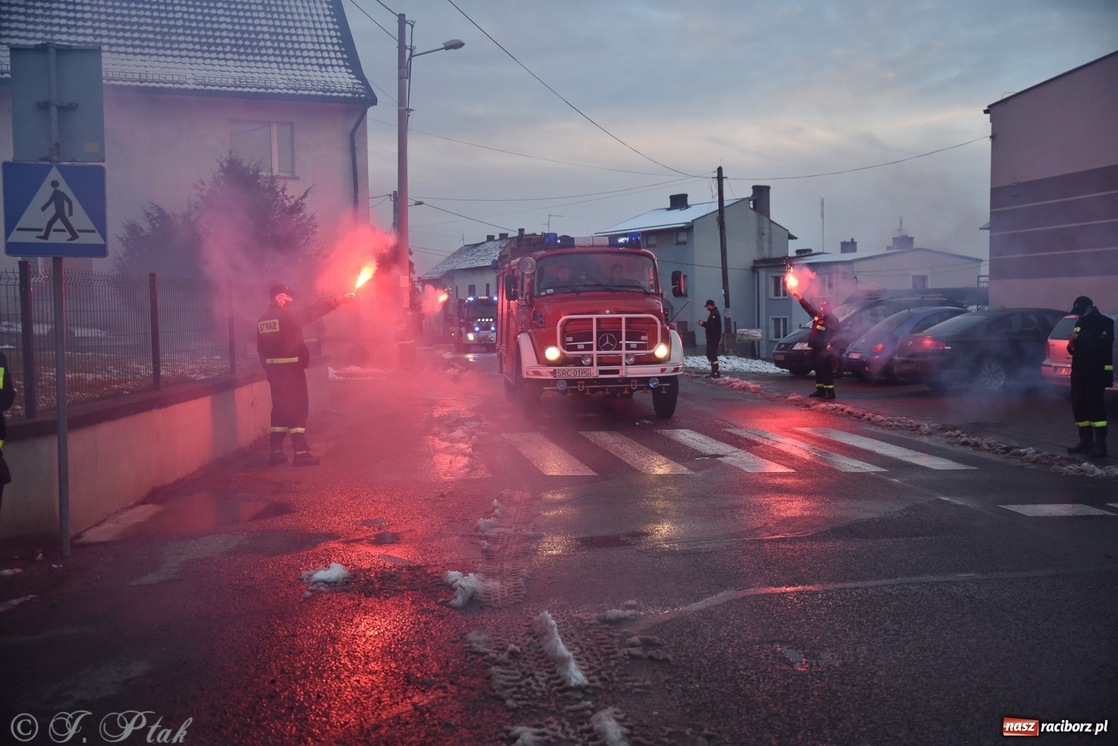 Zdjęcie w galerii na portalu naszraciborz.pl: Bojanów oficjalnie przywitał nowy wóz strażacki [WIDEO] wiadomości z regionu