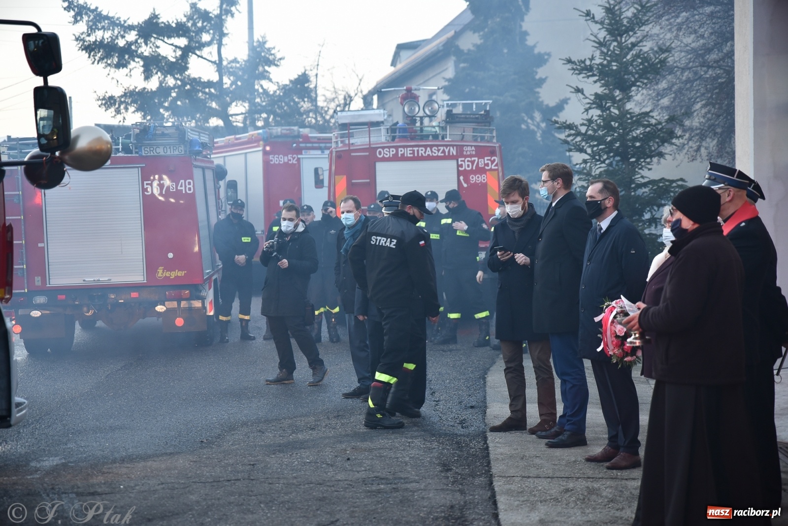 Zdjęcie w galerii na portalu naszraciborz.pl: Bojanów oficjalnie przywitał nowy wóz strażacki [WIDEO] wiadomości z regionu