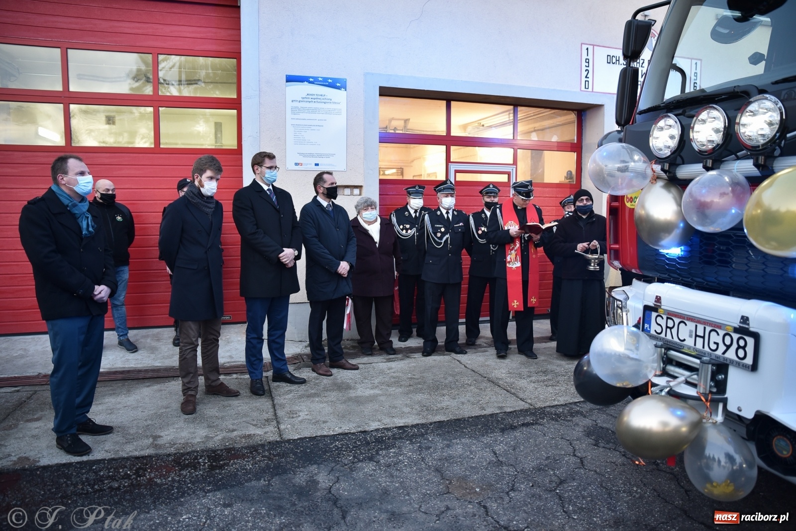 Zdjęcie w galerii na portalu naszraciborz.pl: Bojanów oficjalnie przywitał nowy wóz strażacki [WIDEO] wiadomości z regionu