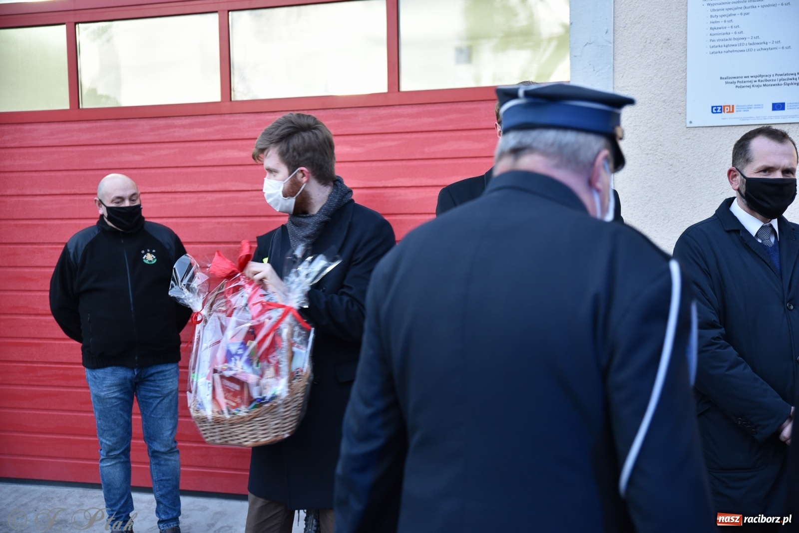 Zdjęcie w galerii na portalu naszraciborz.pl: Bojanów oficjalnie przywitał nowy wóz strażacki [WIDEO] wiadomości z regionu