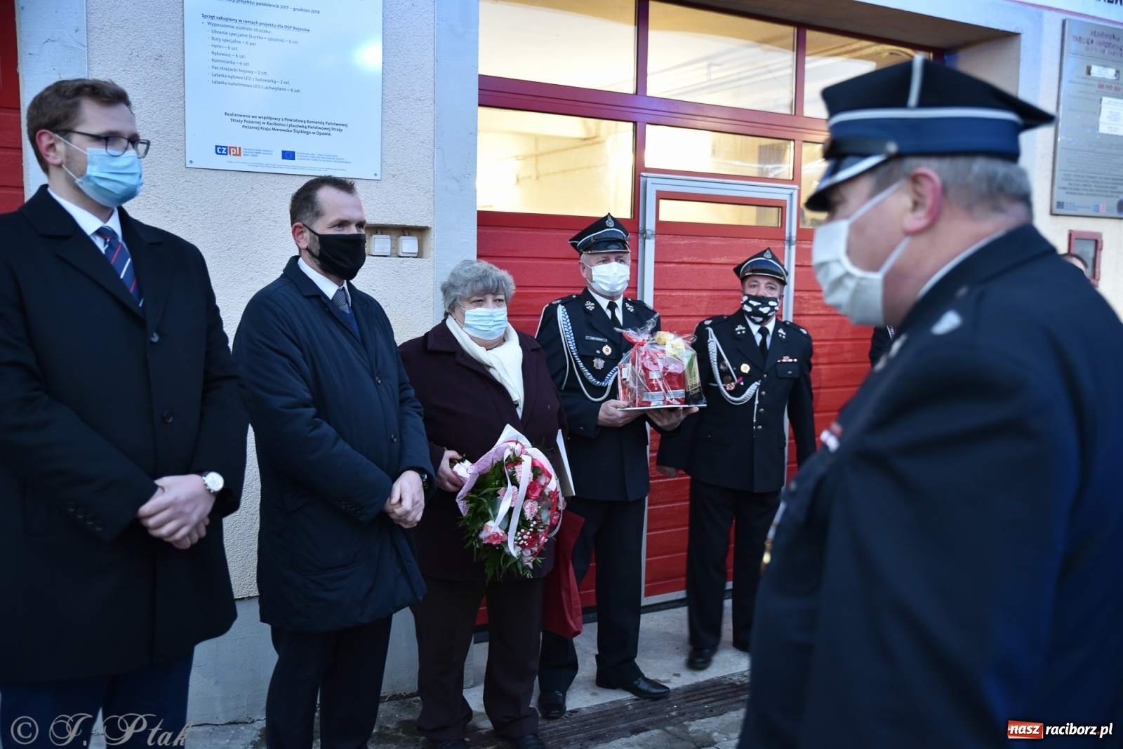 Zdjęcie w galerii na portalu naszraciborz.pl: Bojanów oficjalnie przywitał nowy wóz strażacki [WIDEO] wiadomości z regionu