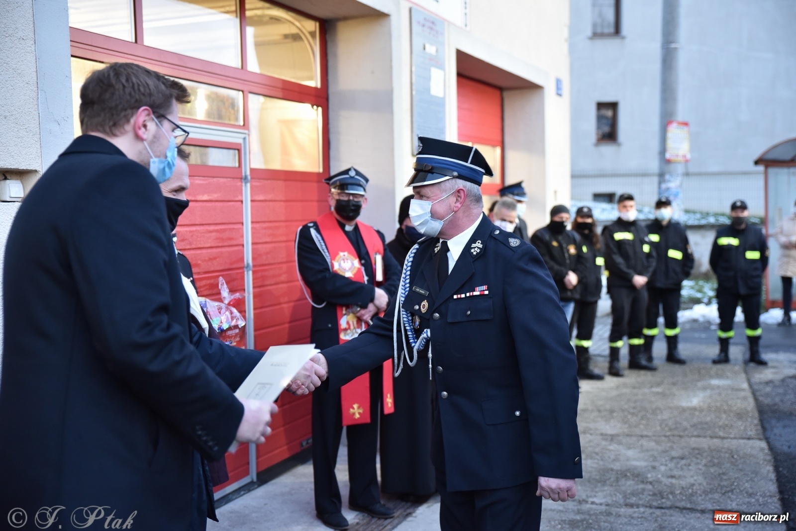 Zdjęcie w galerii na portalu naszraciborz.pl: Bojanów oficjalnie przywitał nowy wóz strażacki [WIDEO] wiadomości z regionu