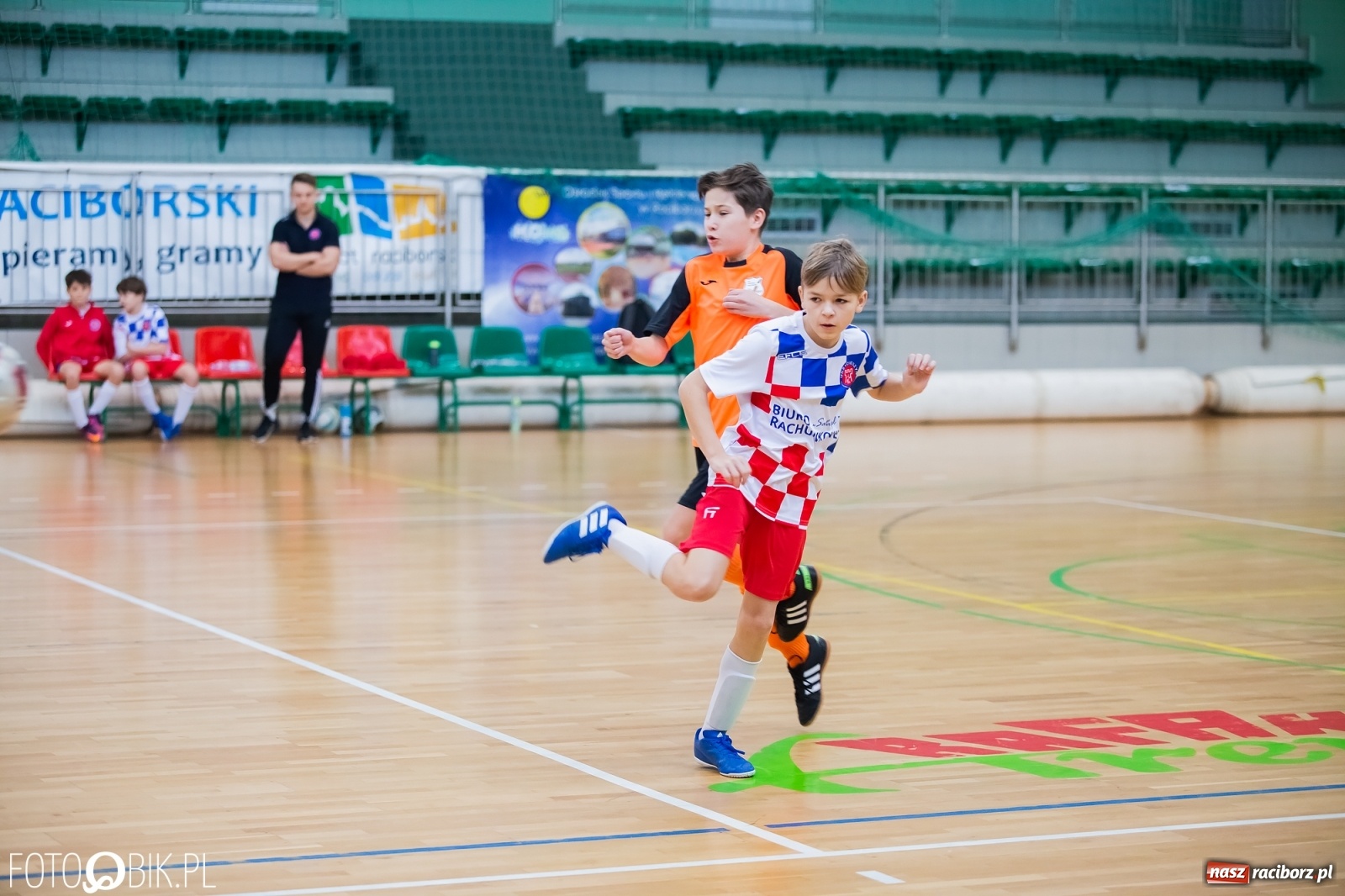 Zdjęcie w galerii na portalu naszraciborz.pl: Turniejowa niedziela w Arenie Rafako [FOTO] wiadomości z regionu