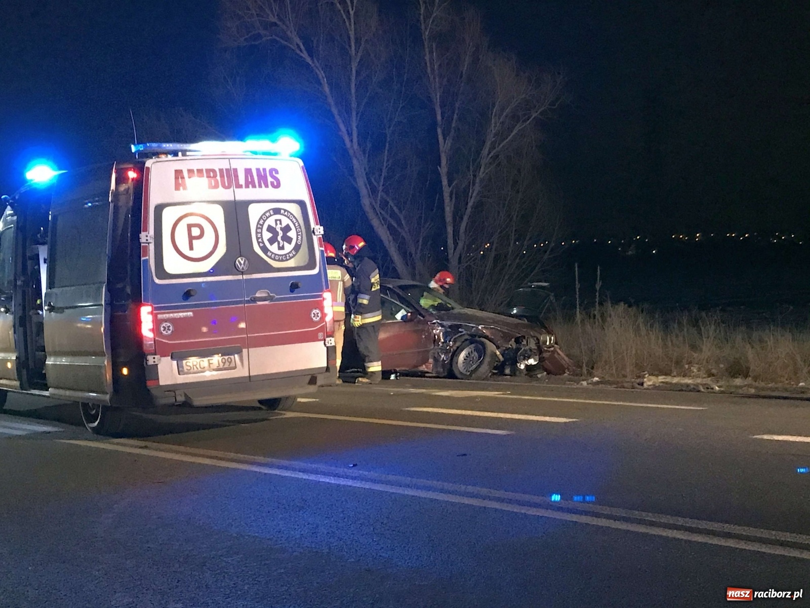 Zdjęcie w galerii na portalu naszraciborz.pl: Czołowe zderzenie na Gliwickiej. Cztery kolizje na trasie do Pietrowic Wlk. [FOTO] wiadomości z regionu