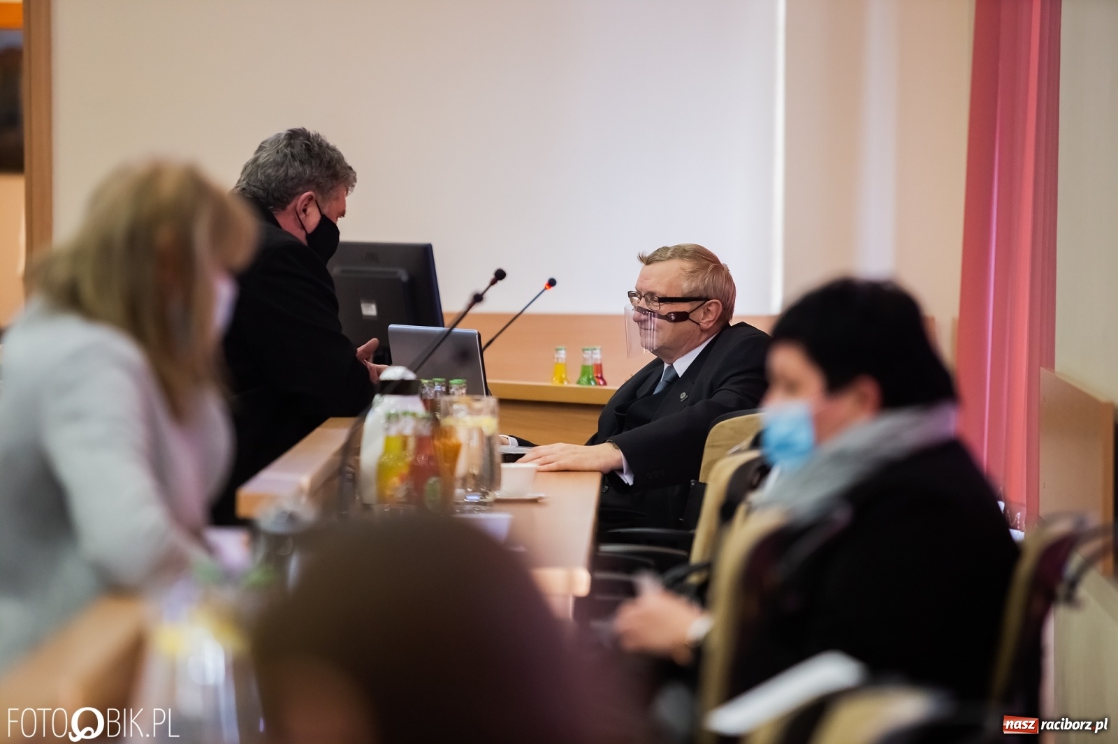 Zdjęcie w galerii na portalu naszraciborz.pl: Opozycja zagląda pod stół i zwiększa szacunkowe dochody Raciborza wiadomości z regionu