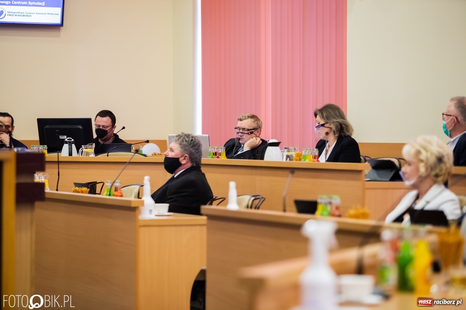 Zdjęcie w galerii na portalu naszraciborz.pl: Opozycja zagląda pod stół i zwiększa szacunkowe dochody Raciborza wiadomości z regionu