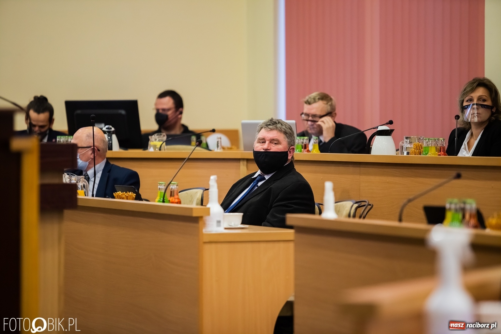 Zdjęcie w galerii na portalu naszraciborz.pl: Opozycja zagląda pod stół i zwiększa szacunkowe dochody Raciborza wiadomości z regionu