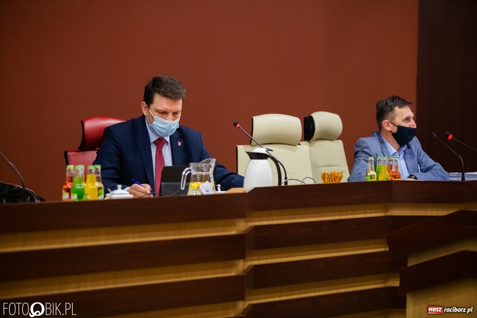 Zdjęcie w galerii na portalu naszraciborz.pl: Opozycja zagląda pod stół i zwiększa szacunkowe dochody Raciborza wiadomości z regionu