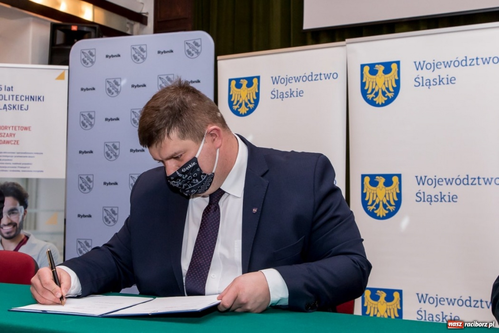 Zdjęcie w galerii na portalu naszraciborz.pl: Śląskie stawia na innowacje. Centrum Projektowe Fraunhofera w Rybniku wiadomości z regionu