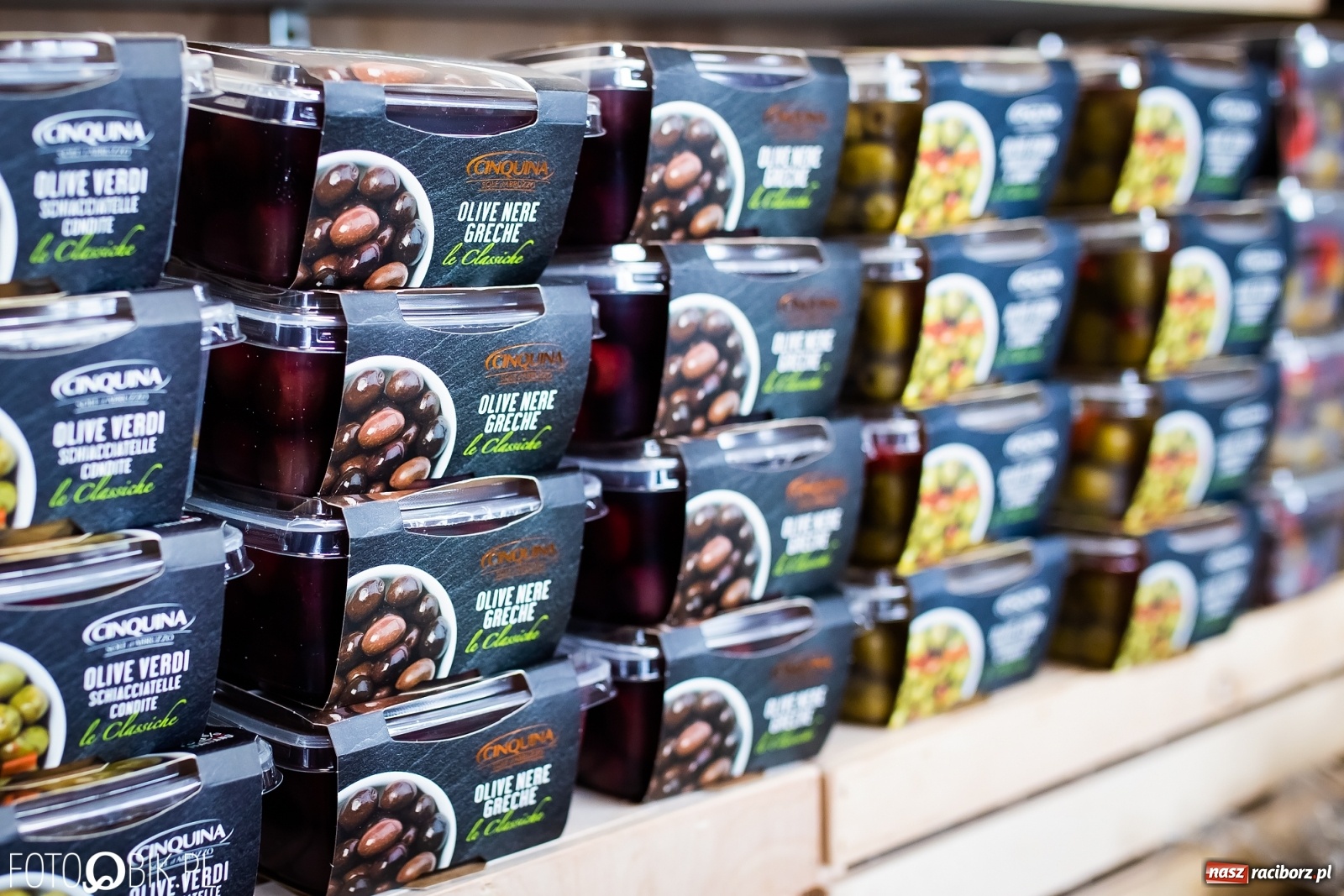 Zdjęcie w galerii na portalu naszraciborz.pl: Nowe włoskie smakołyki na półkach delikatesów Antonio Cadau [FOTO i WIDEO] wiadomości z regionu