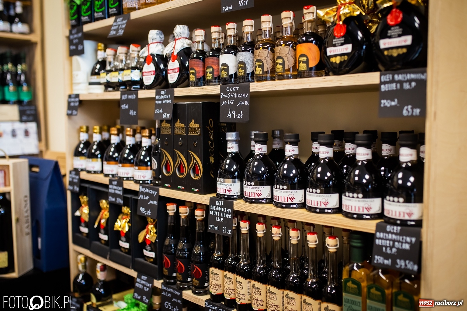 Zdjęcie w galerii na portalu naszraciborz.pl: Nowe włoskie smakołyki na półkach delikatesów Antonio Cadau [FOTO i WIDEO] wiadomości z regionu