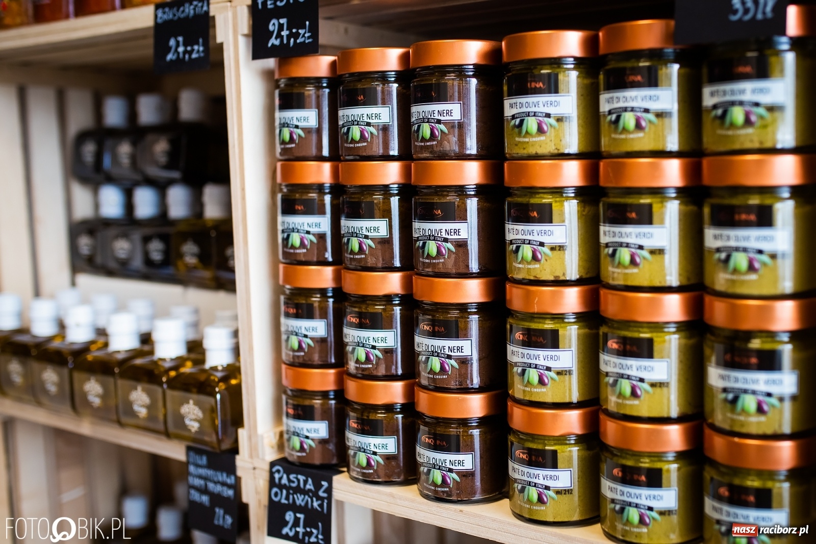 Zdjęcie w galerii na portalu naszraciborz.pl: Nowe włoskie smakołyki na półkach delikatesów Antonio Cadau [FOTO i WIDEO] wiadomości z regionu