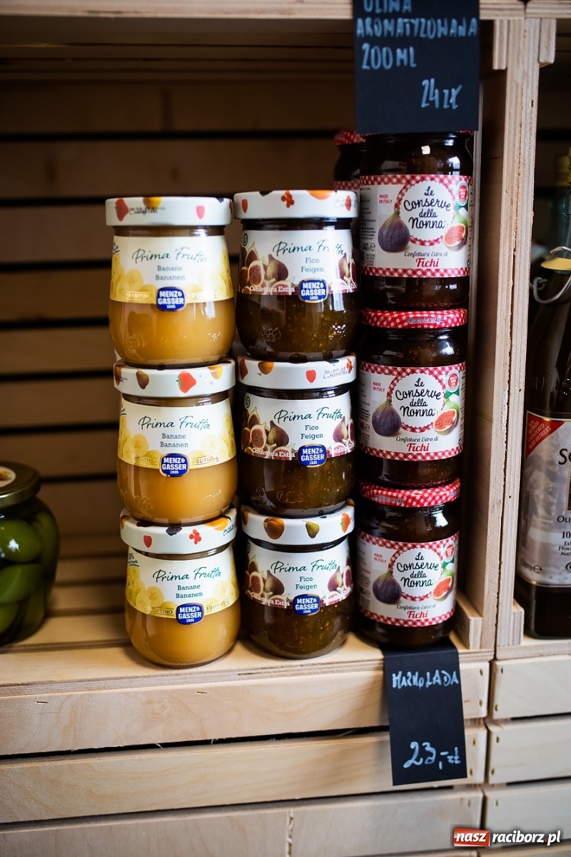 Zdjęcie w galerii na portalu naszraciborz.pl: Nowe włoskie smakołyki na półkach delikatesów Antonio Cadau [FOTO i WIDEO] wiadomości z regionu