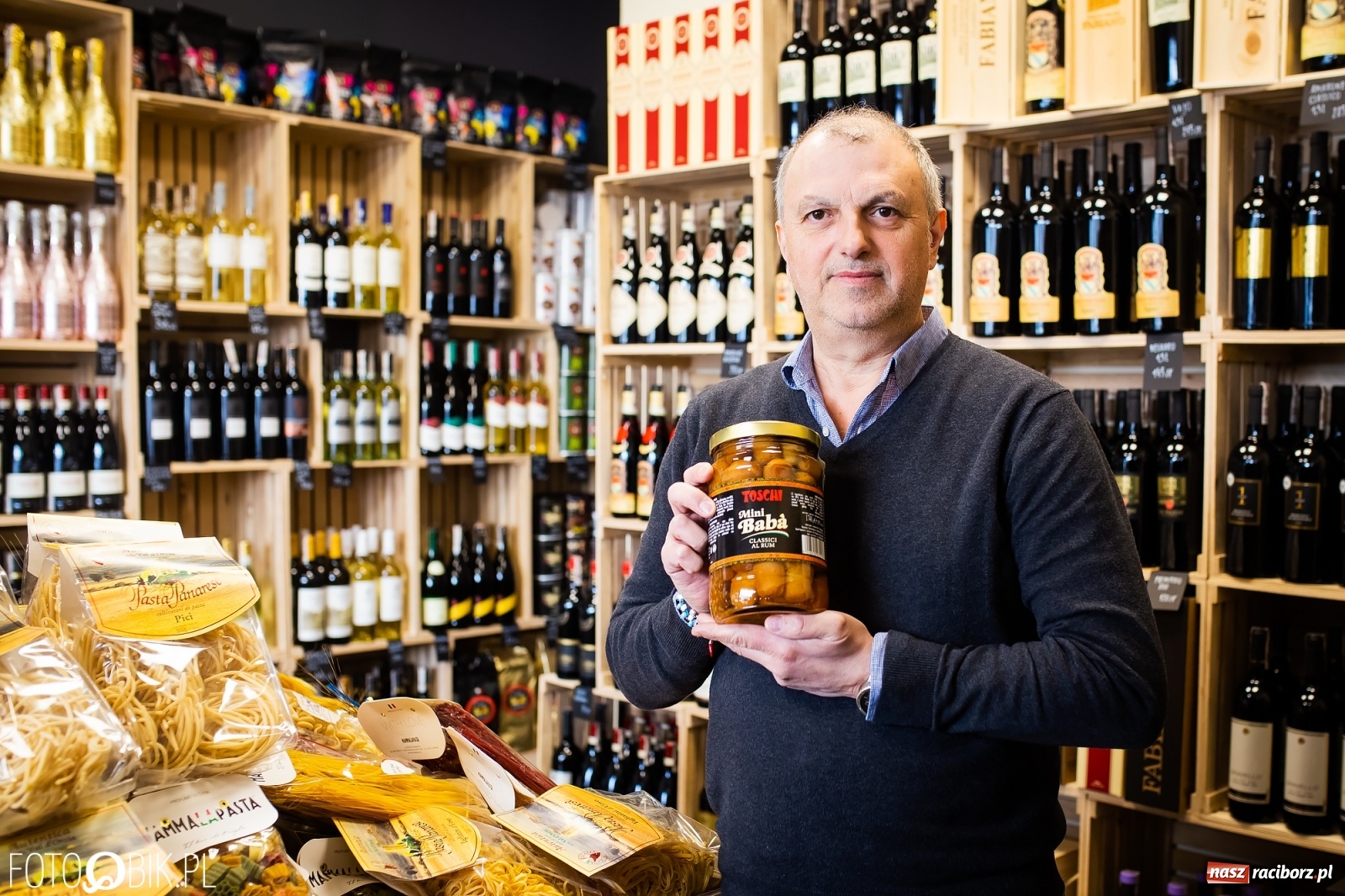 Zdjęcie w galerii na portalu naszraciborz.pl: Nowe włoskie smakołyki na półkach delikatesów Antonio Cadau [FOTO i WIDEO] wiadomości z regionu