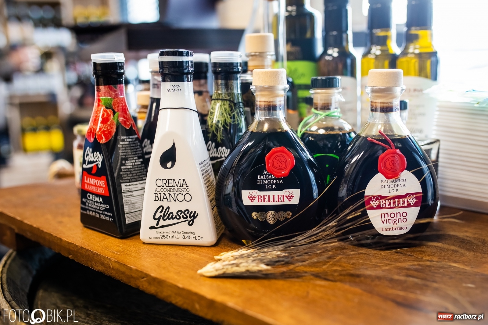 Zdjęcie w galerii na portalu naszraciborz.pl: Nowe włoskie smakołyki na półkach delikatesów Antonio Cadau [FOTO i WIDEO] wiadomości z regionu