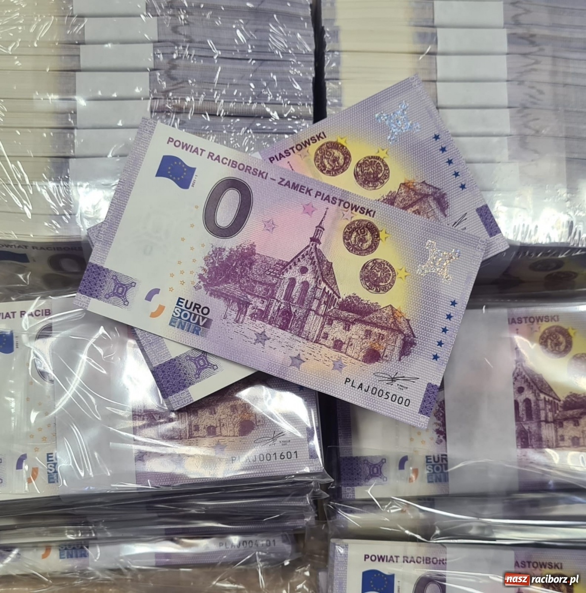 Zdjęcie w galerii na portalu naszraciborz.pl: 0 Euro z raciborskim zamkiem błyskawicznie znalazło nabywców wiadomości z regionu