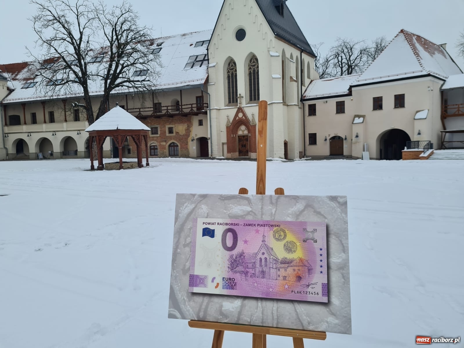 Zdjęcie w galerii na portalu naszraciborz.pl: 0 Euro z raciborskim zamkiem błyskawicznie znalazło nabywców wiadomości z regionu