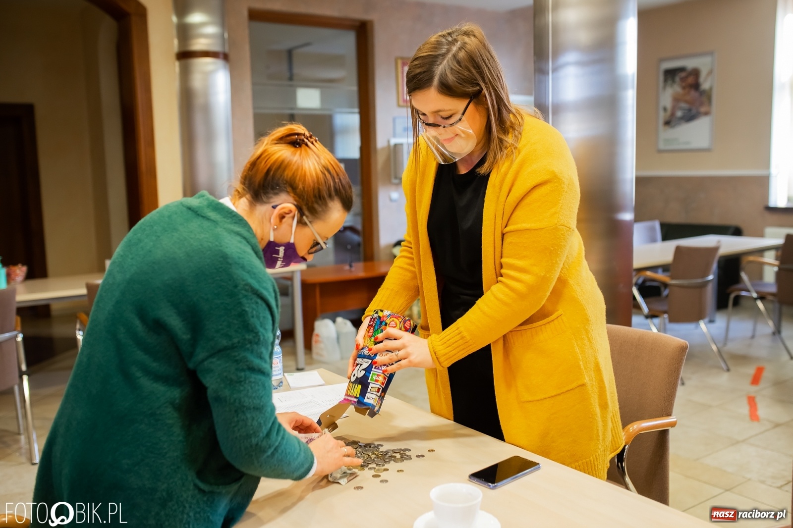 Zdjęcie w galerii na portalu naszraciborz.pl: Ruszył 29. Finał Wielkiej Orkiestry Świątecznej Pomocy w Raciborzu i okolicach wiadomości z regionu