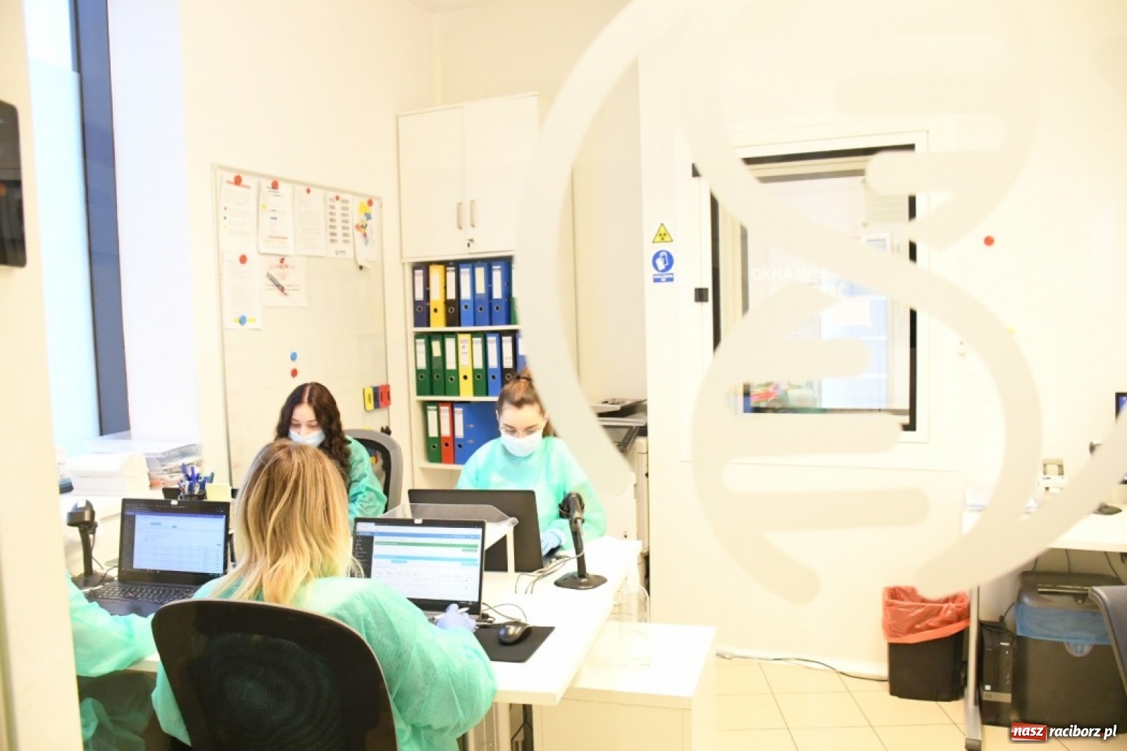 Zdjęcie w galerii na portalu naszraciborz.pl: Naukowcy dokładnie zbadają koronawirusa występującego na Śląsku wiadomości z regionu