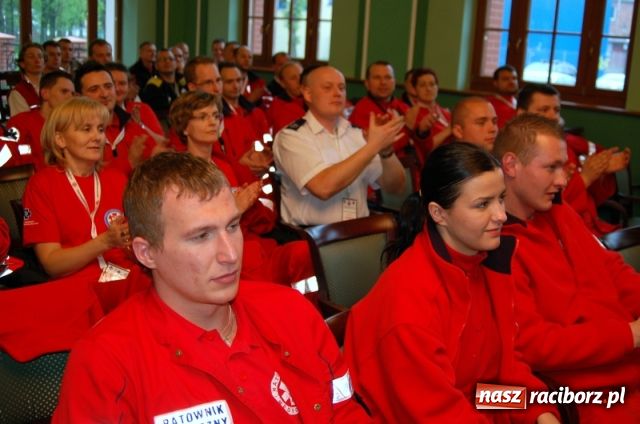 Zdjęcie w galerii na portalu naszraciborz.pl: Rafako dla ratownictwa medycznego wiadomości z regionu