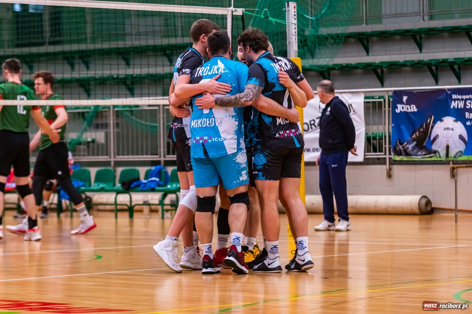 Zdjęcie w galerii na portalu naszraciborz.pl: Siatkówka. Mikołów obdarł Rafako ze złudzeń [FOTO] wiadomości z regionu