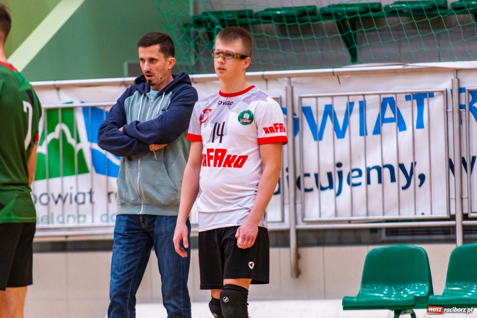 Zdjęcie w galerii na portalu naszraciborz.pl: Siatkówka. Mikołów obdarł Rafako ze złudzeń [FOTO] wiadomości z regionu