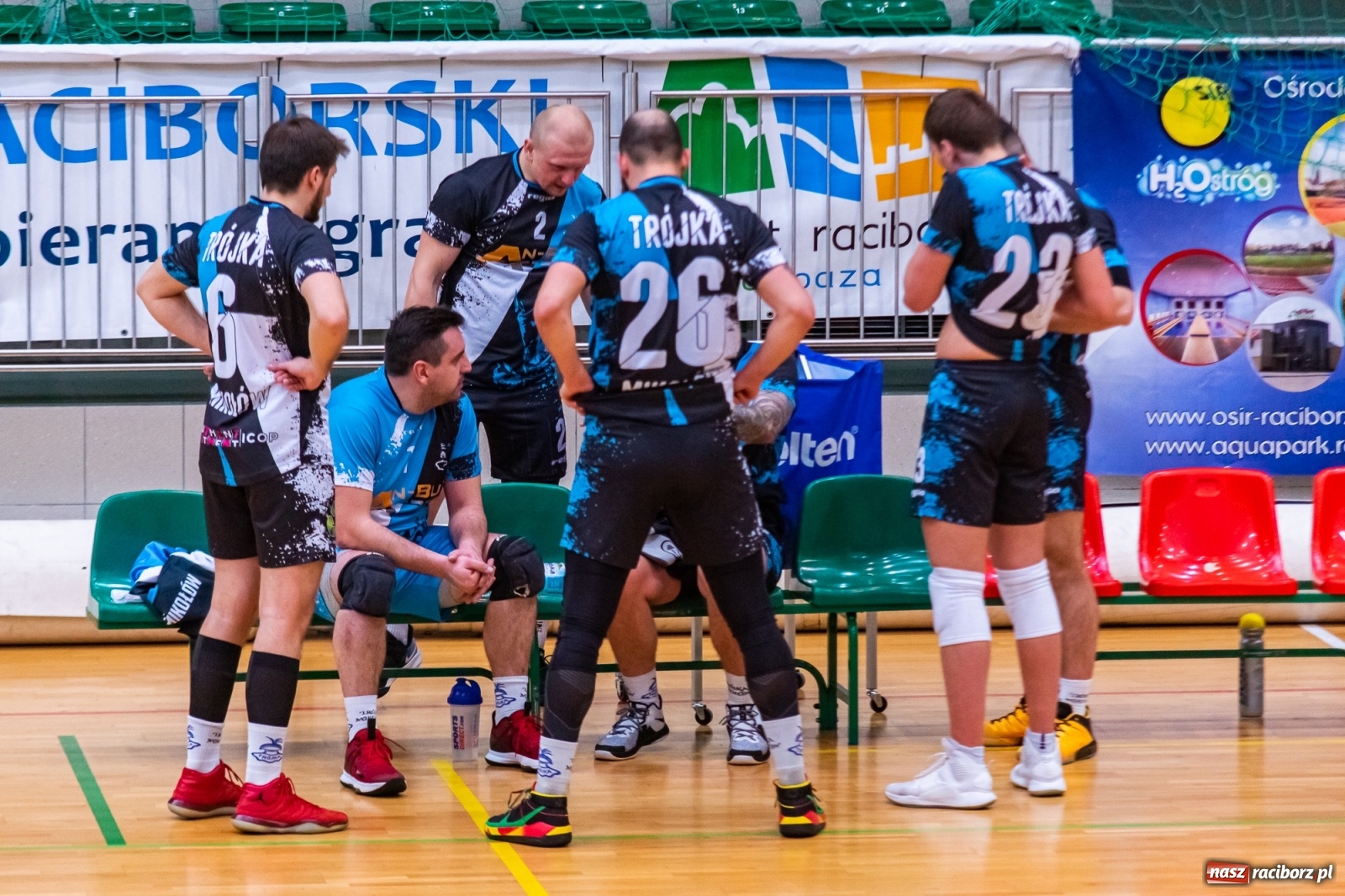 Zdjęcie w galerii na portalu naszraciborz.pl: Siatkówka. Mikołów obdarł Rafako ze złudzeń [FOTO] wiadomości z regionu