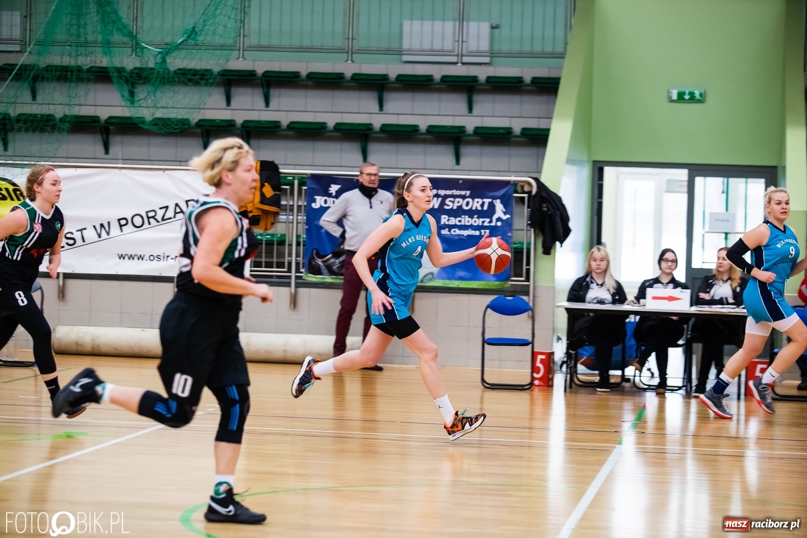 Zdjęcie w galerii na portalu naszraciborz.pl: Koszykówka. Weekend RKK AZS ze zmiennym szczęściem [FOTO] wiadomości z regionu