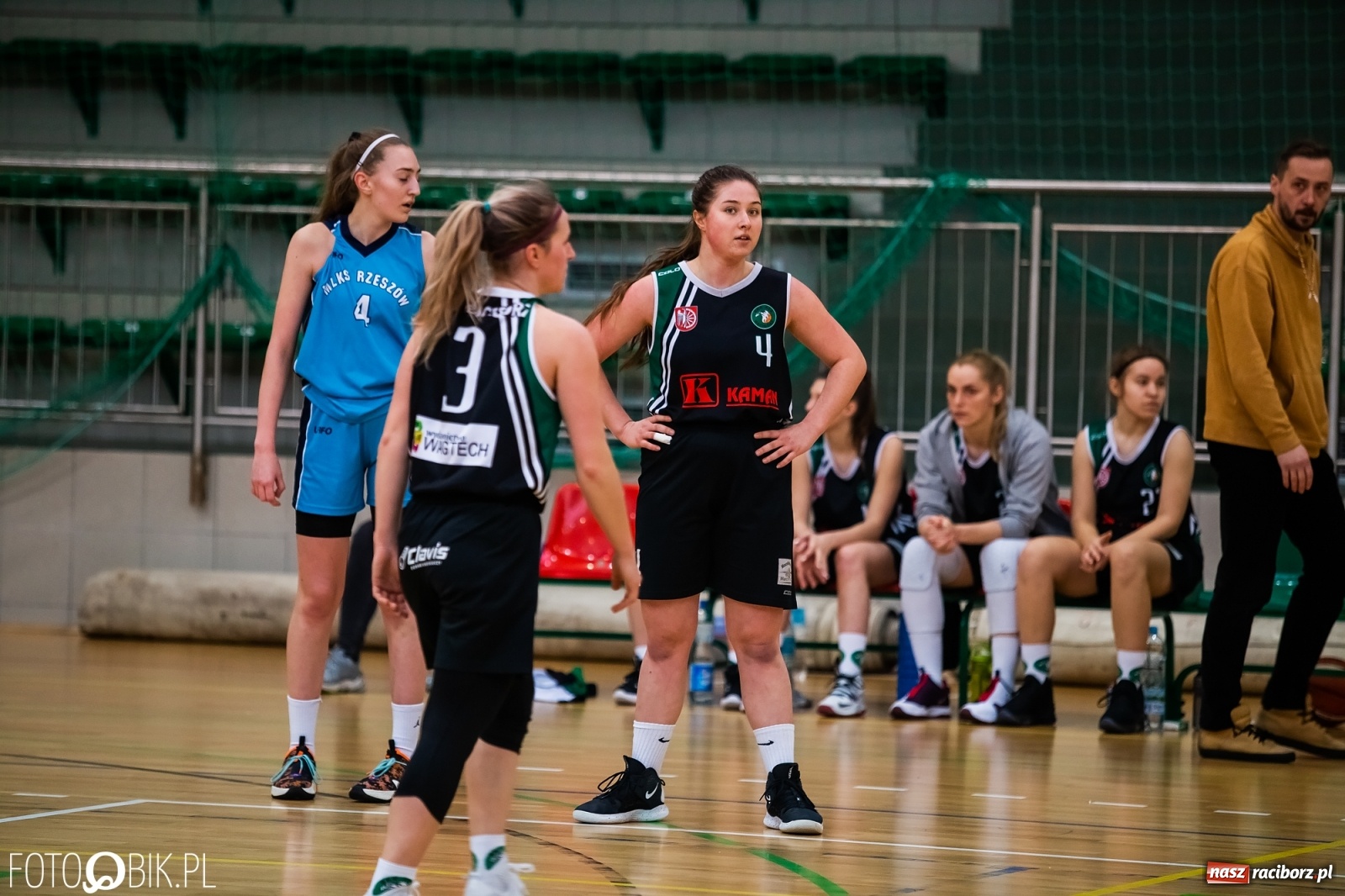 Zdjęcie w galerii na portalu naszraciborz.pl: Koszykówka. Weekend RKK AZS ze zmiennym szczęściem [FOTO] wiadomości z regionu