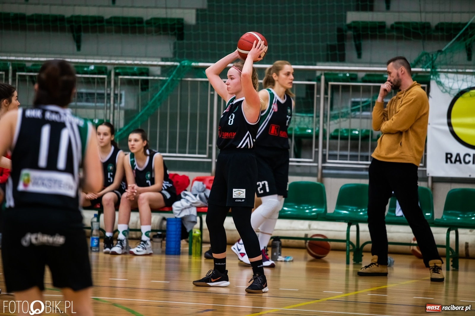 Zdjęcie w galerii na portalu naszraciborz.pl: Koszykówka. Weekend RKK AZS ze zmiennym szczęściem [FOTO] wiadomości z regionu