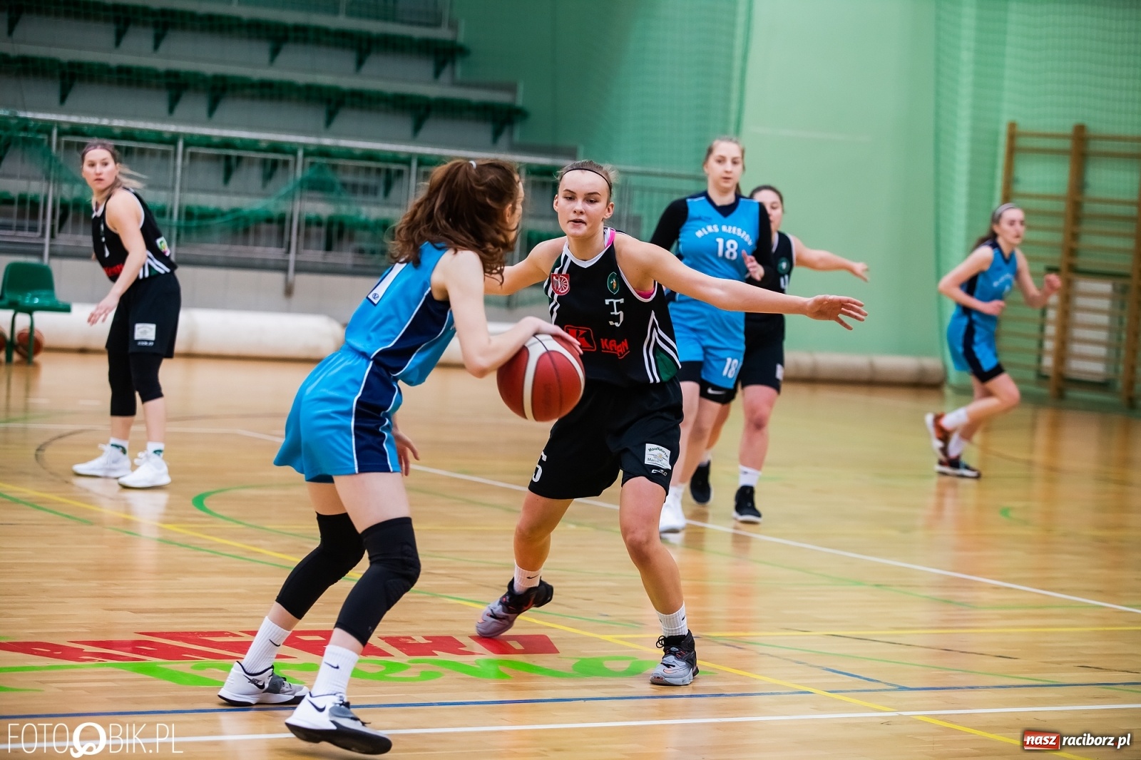 Zdjęcie w galerii na portalu naszraciborz.pl: Koszykówka. Weekend RKK AZS ze zmiennym szczęściem [FOTO] wiadomości z regionu