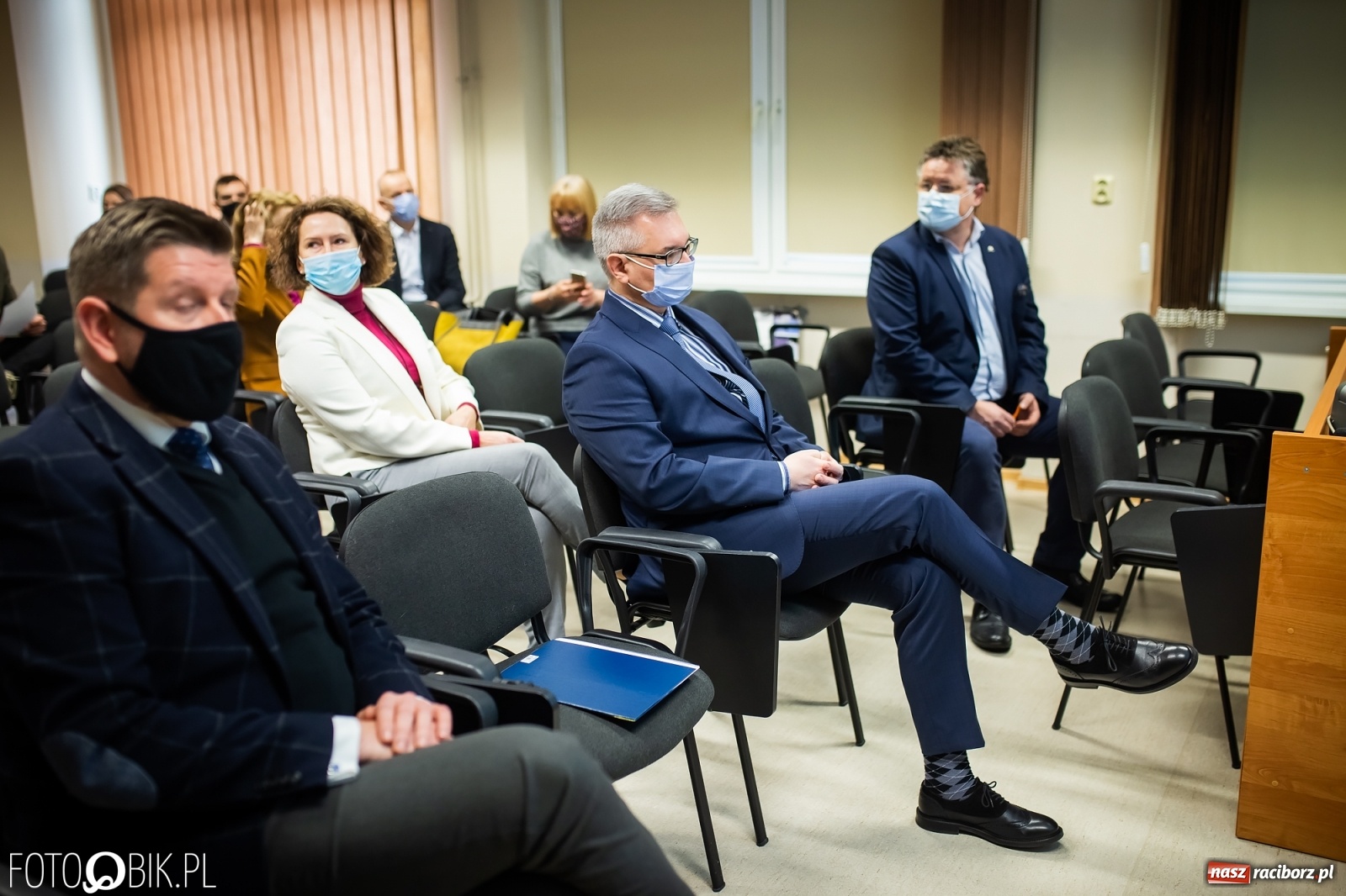 Zdjęcie w galerii na portalu naszraciborz.pl: Tak studenci raciborskiej PWSZ widzą w przyszłości wodzisławski rynek wiadomości z regionu