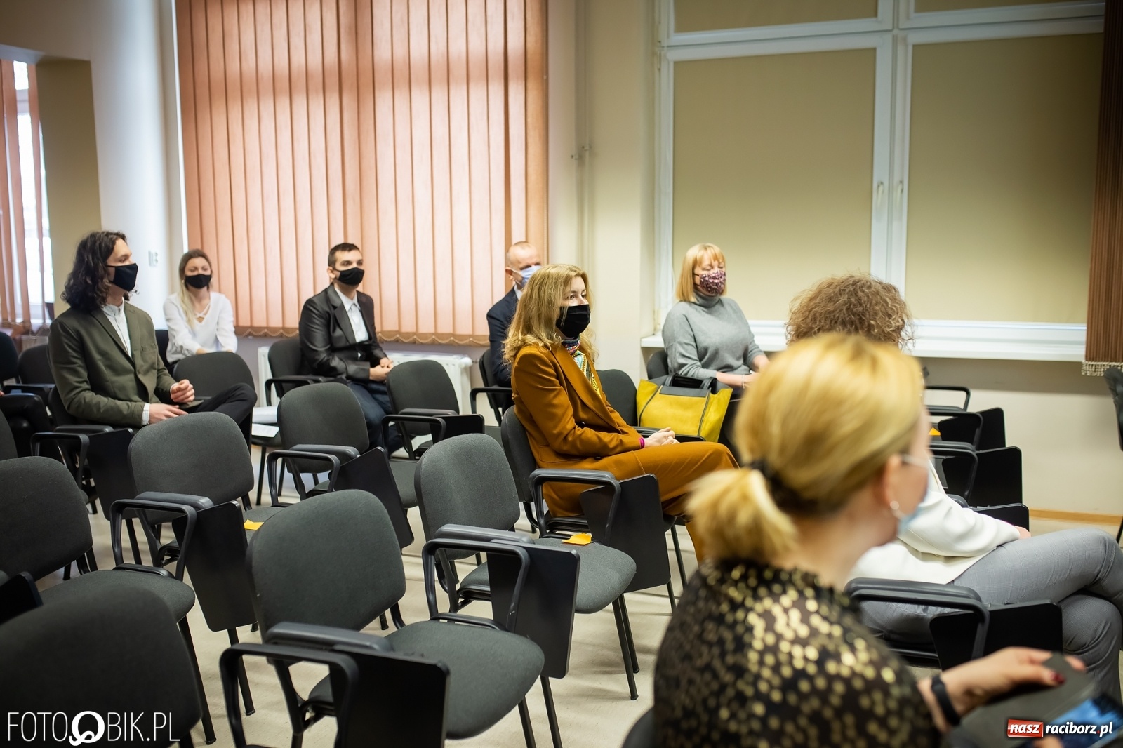 Zdjęcie w galerii na portalu naszraciborz.pl: Tak studenci raciborskiej PWSZ widzą w przyszłości wodzisławski rynek wiadomości z regionu