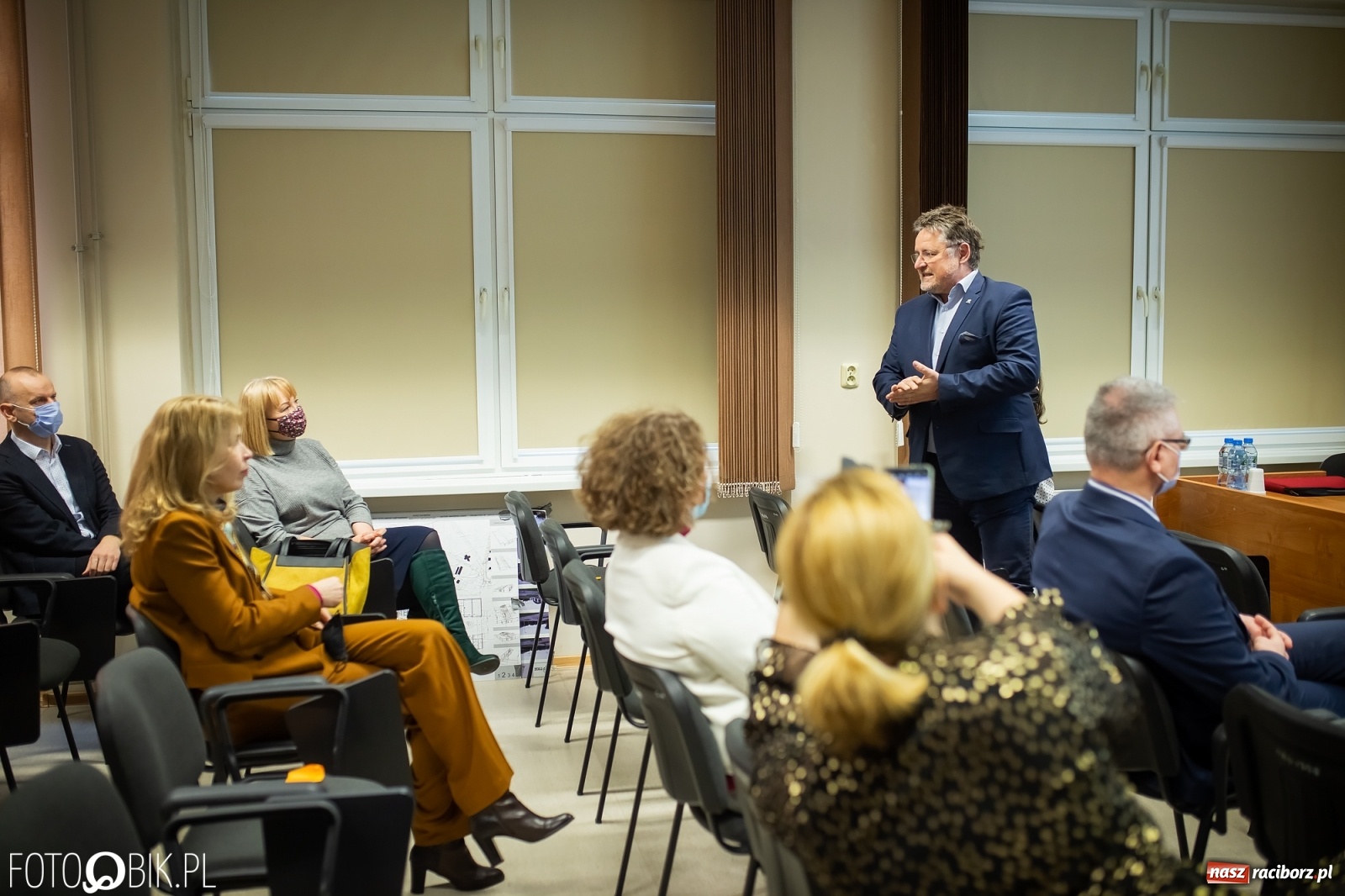 Zdjęcie w galerii na portalu naszraciborz.pl: Tak studenci raciborskiej PWSZ widzą w przyszłości wodzisławski rynek wiadomości z regionu