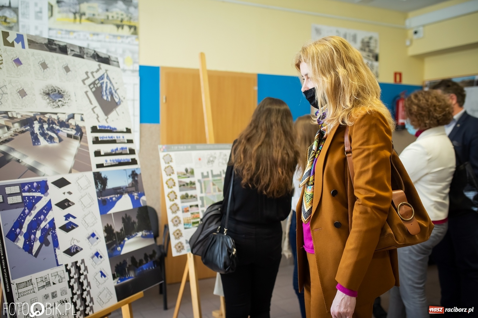 Zdjęcie w galerii na portalu naszraciborz.pl: Tak studenci raciborskiej PWSZ widzą w przyszłości wodzisławski rynek wiadomości z regionu