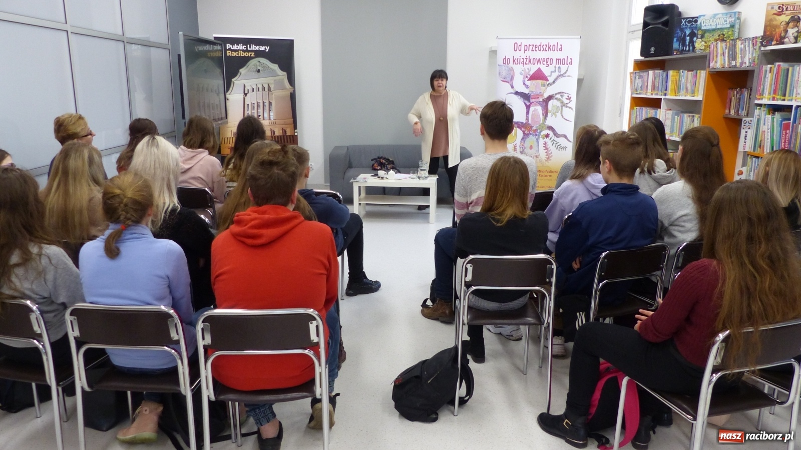 Zdjęcie w galerii na portalu naszraciborz.pl: Dziś Dzień Bezpiecznego Internetu w raciborskiej książnicy wiadomości z regionu