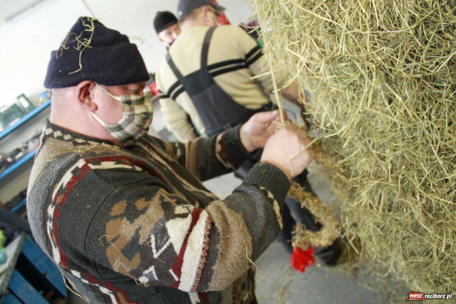 Zdjęcie w galerii na portalu naszraciborz.pl: Samborowice nie odpuściły. Dziś odbył się Tanzbär [FOTO i WIDEO] wiadomości z regionu