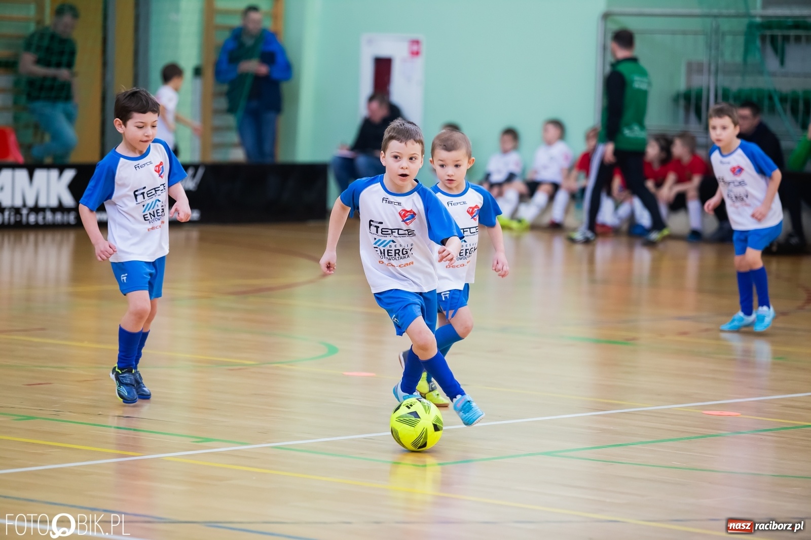Zdjęcie w galerii na portalu naszraciborz.pl: Młodzi piłkarze walczą w Arenie Rafako [FOTO] wiadomości z regionu